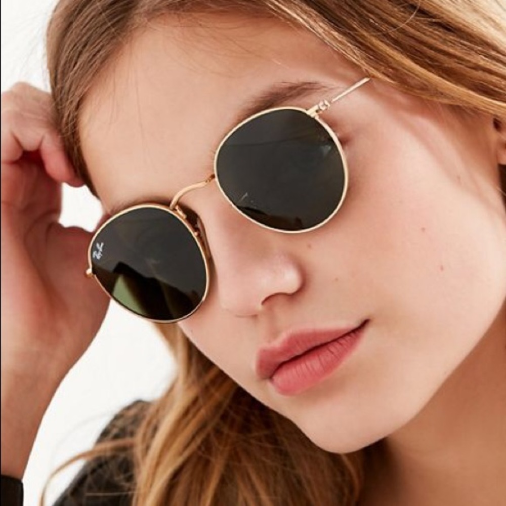—SOLD—ROUND METAL CLASSIC RAY BANS